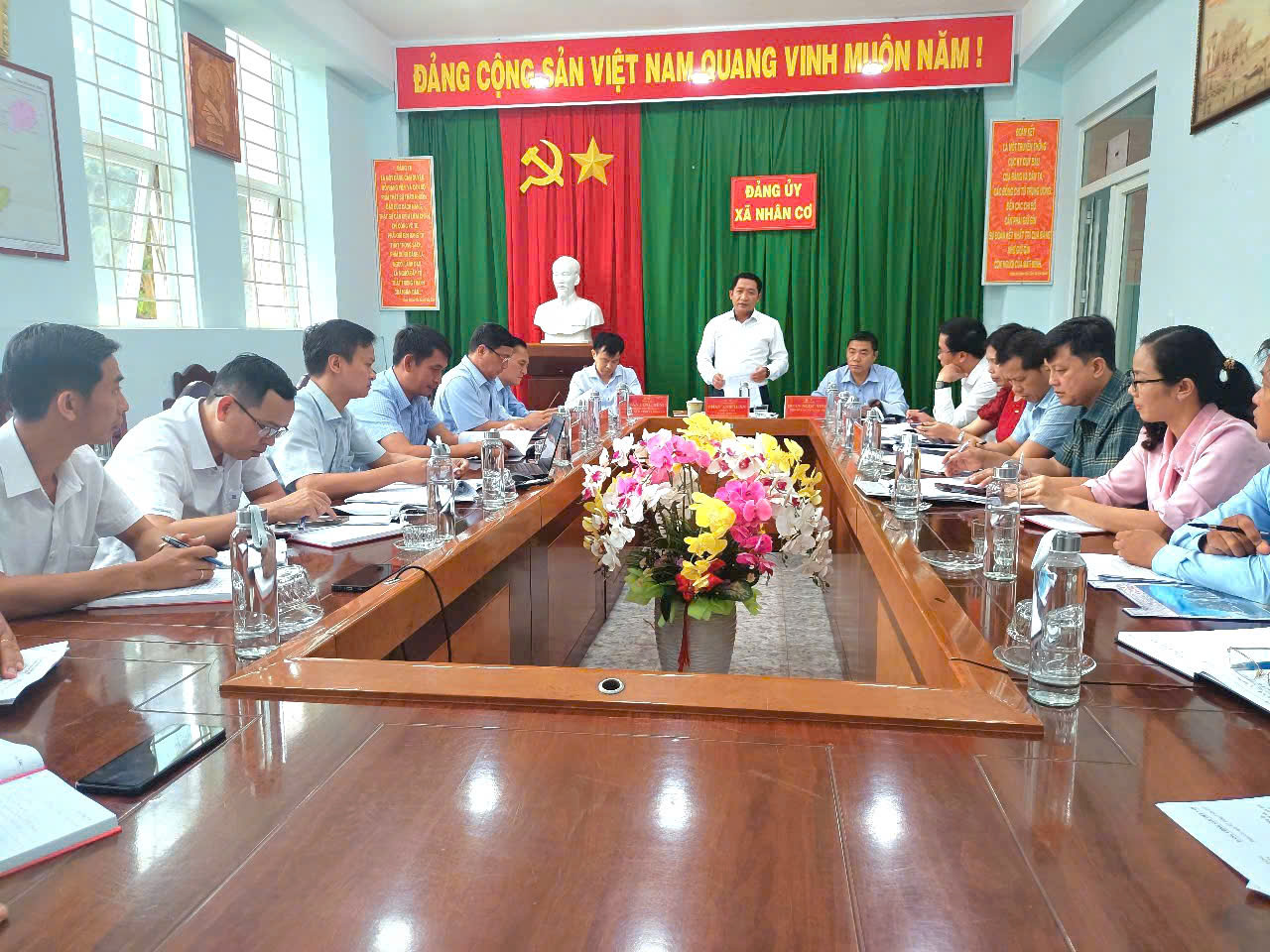 Description: D:\ẢNH HOẠT ĐỘNG\CHUẨN BỊ ĐẠI HỘI\z6831169155140_b5c2899965313b27dae2d38a9797d60a.jpg